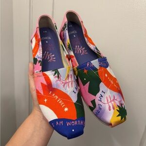 BNWT Limited Edition Artist Edition TOMS